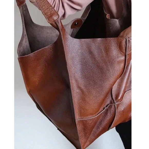 Luxe Vegan Leather Minimalist Oversized Tote Bag - Picture 14 of 16